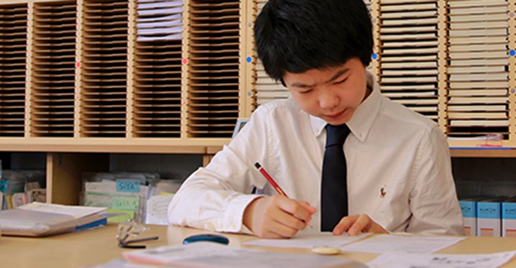 {"en-GB":{"og_description":"Увереност...