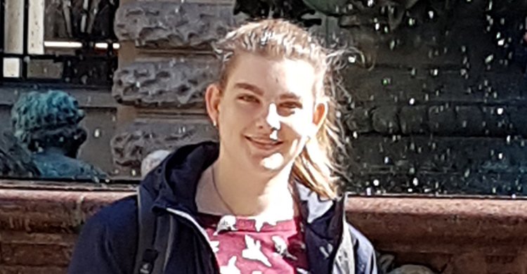 {"en-GB":{"og_description":"За мен KU...